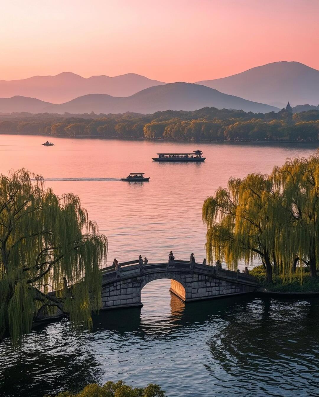 5 DAYS Modern Skylines & Ancient Charm Classic Journey Through East China（Vibrant Shanghai · Elegant Suzhou · Poetic Hangzhou）