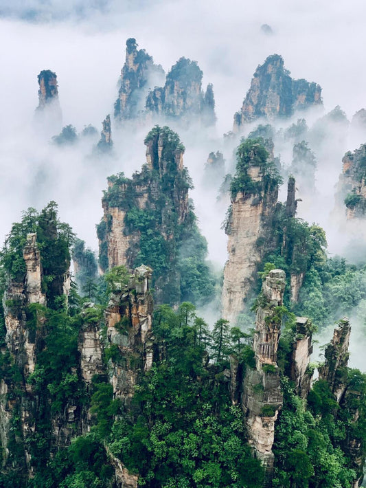 5-Day Epic Zhangjiajie Tour  (Legendary Zhangjiajie+Waterfall Town Furong + Romantic Fenghuang+Borderland Chadong)