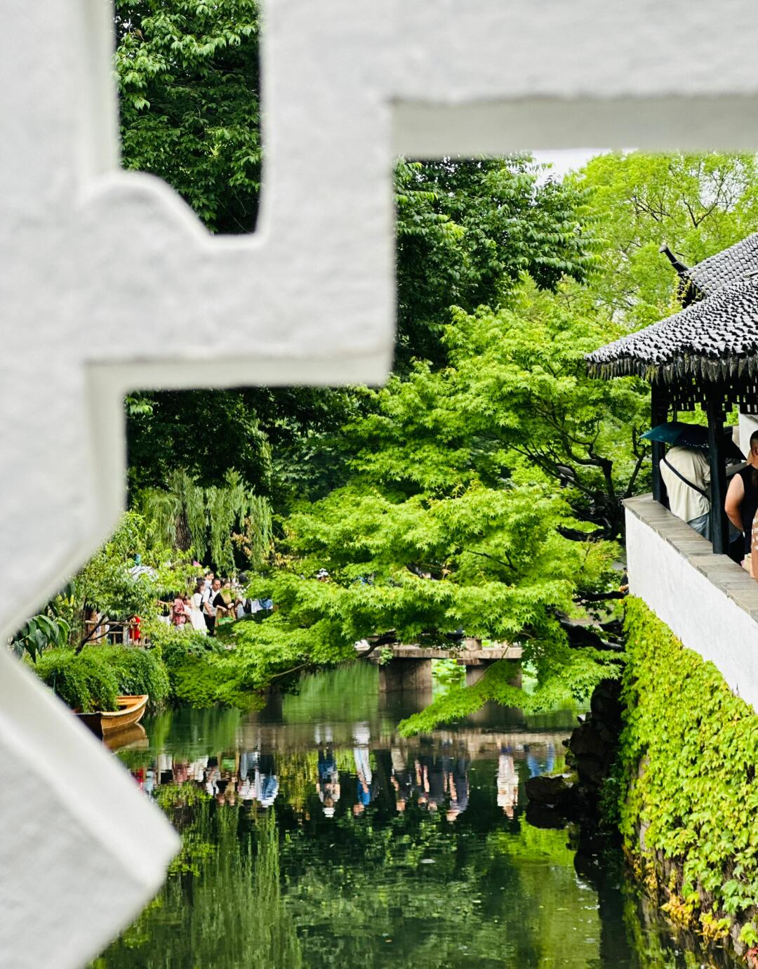 5 DAYS Modern Skylines & Ancient Charm Classic Journey Through East China（Vibrant Shanghai · Elegant Suzhou · Poetic Hangzhou）