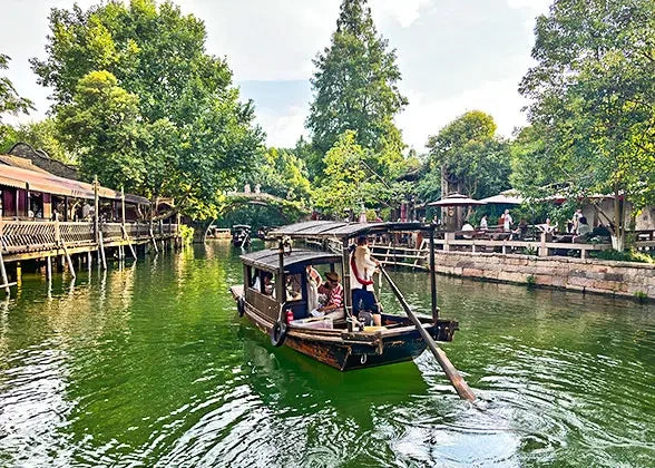 5 DAYS Modern Skylines & Ancient Charm Classic Journey Through East China（Vibrant Shanghai · Elegant Suzhou · Poetic Hangzhou）